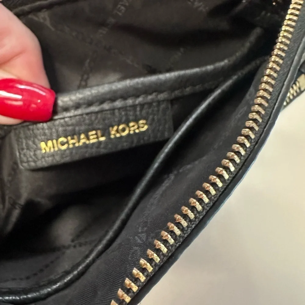 Michael Kors Black Pebble Leather Crossbody Purse